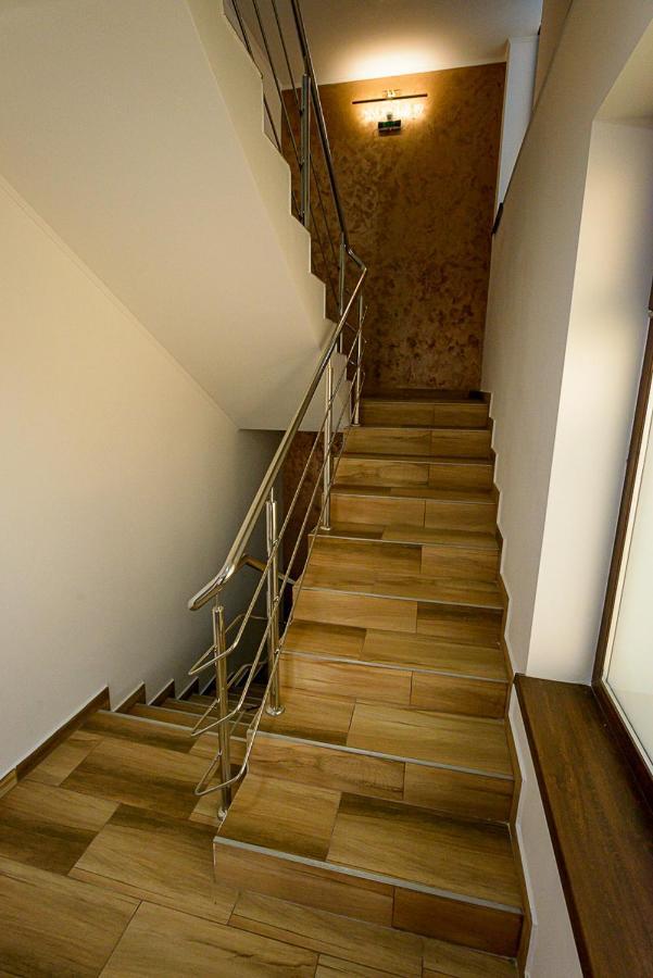 Casa Domneasca Riana Hotell Piteşti Exteriör bild