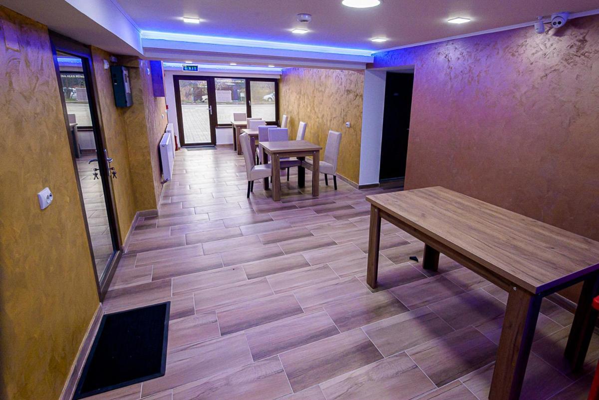 Casa Domneasca Riana Hotell Piteşti Exteriör bild